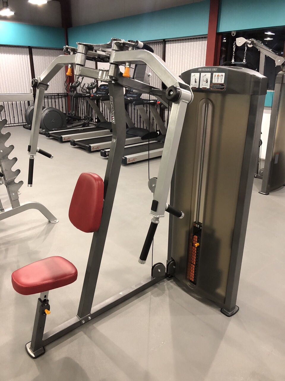 Фитнес-клуб "LOFT FITNESS"