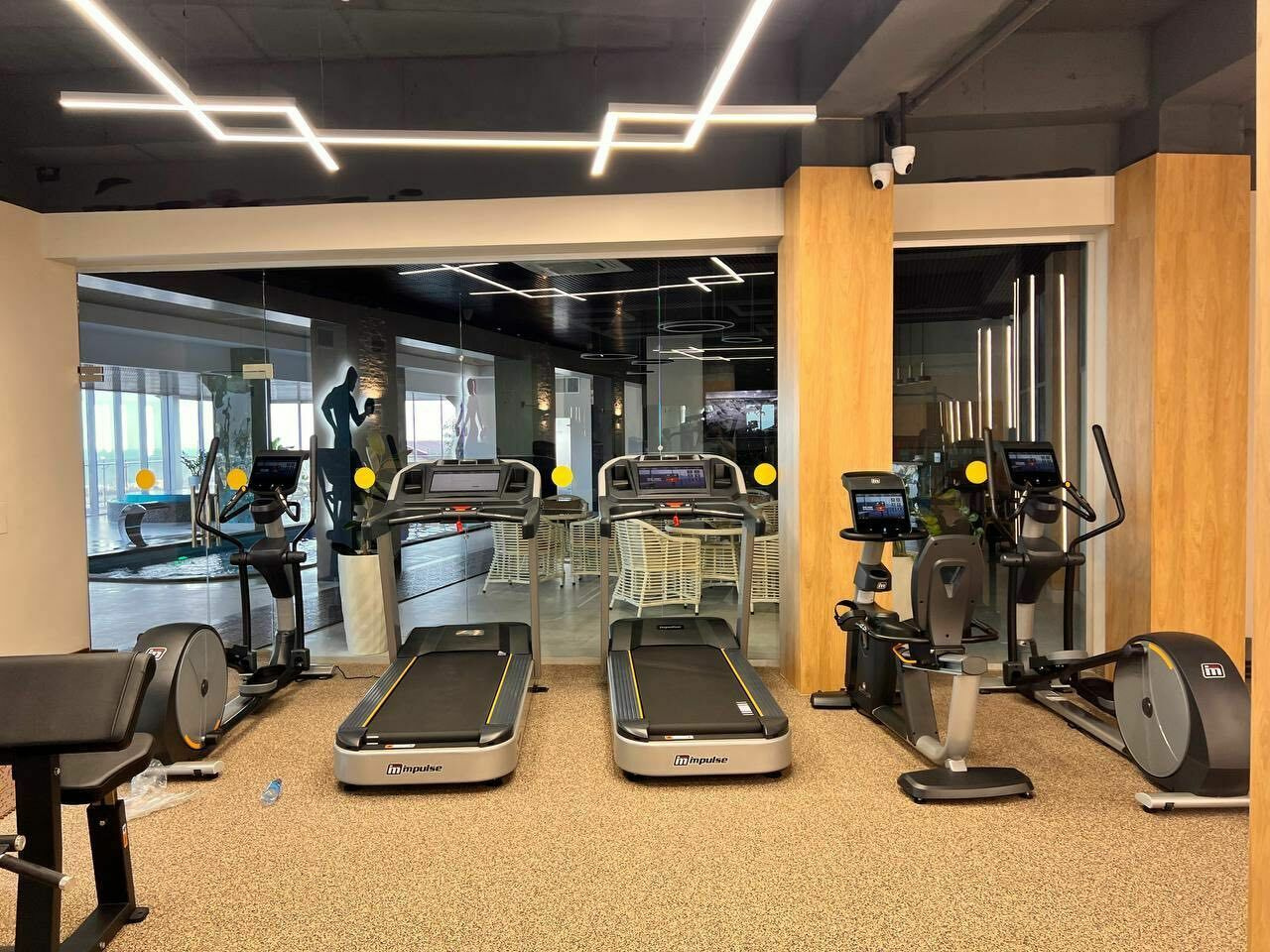 Зал Rosa Fitness & SPA Hotel Зал Rosa Fitness & SPA Hotel