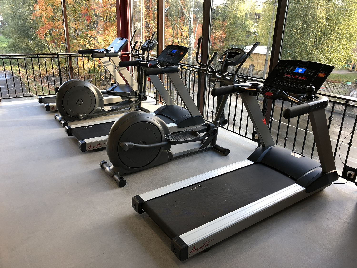 Фитнес-клуб "LOFT FITNESS"